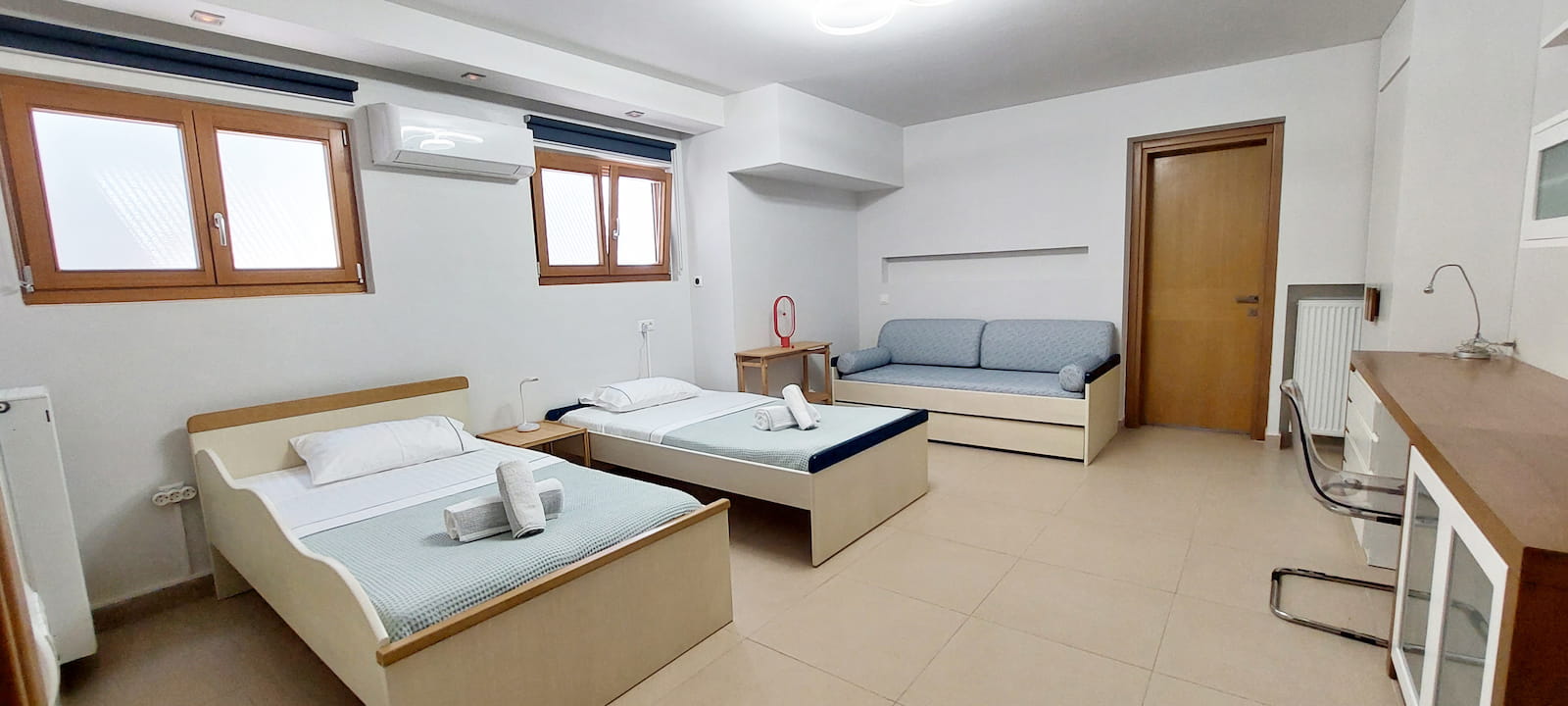 Ground floor twin bedroom with sofa bed